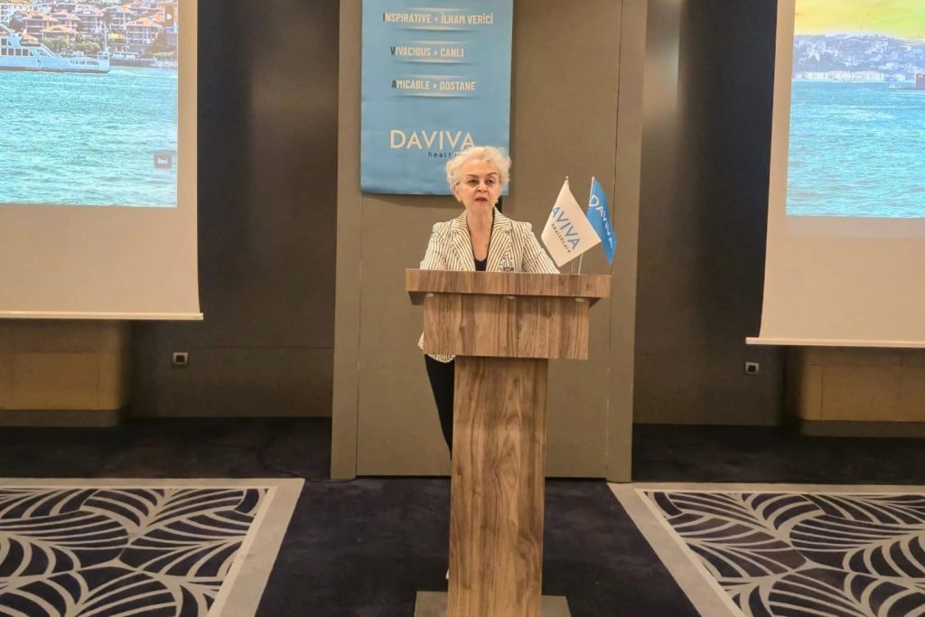 Ülke Medikal Yöneticisi Prof. Dr. Zerrin Bicik Bahçebaşı medikal alanda görüş alışverişinde bulunmanın ilerlemeye büyük hız kazandırdığını aktardı.